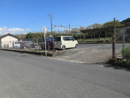 金光駅東口月極駐車場