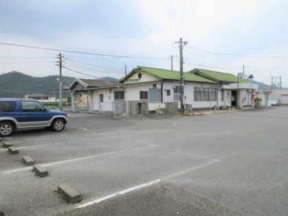 吉永駅月極駐車場