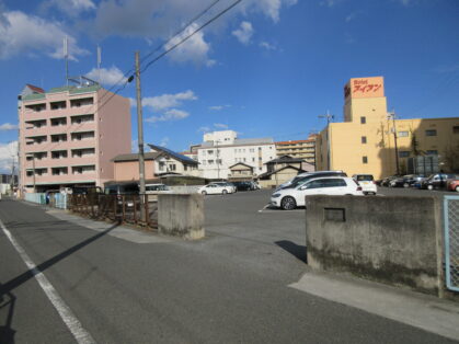 倉敷幸町月極駐車場