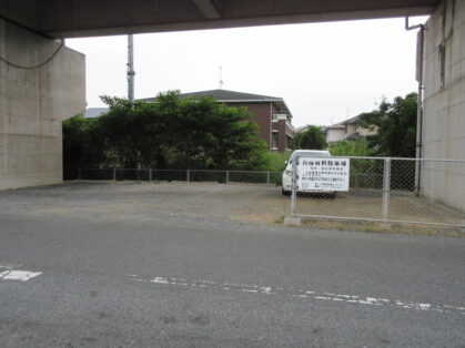 植松駅月極駐車場