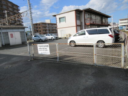 倉敷駅西月極駐車場