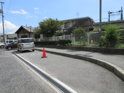 尾道駅北口月極駐車場