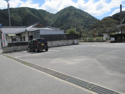 木野山駅月極駐車場