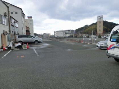 浜田駅西月極駐車場